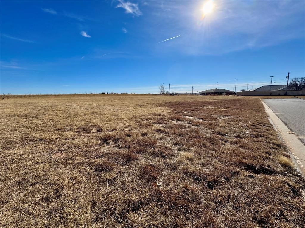 1006 Johnny Klaassen Drive