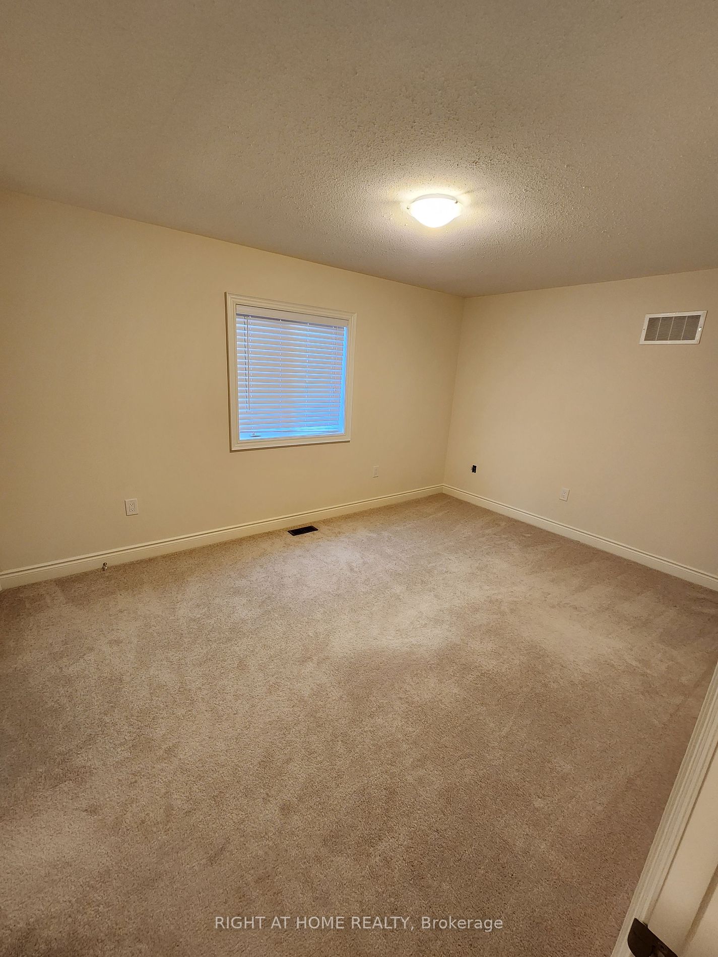 252 Belmore Crt