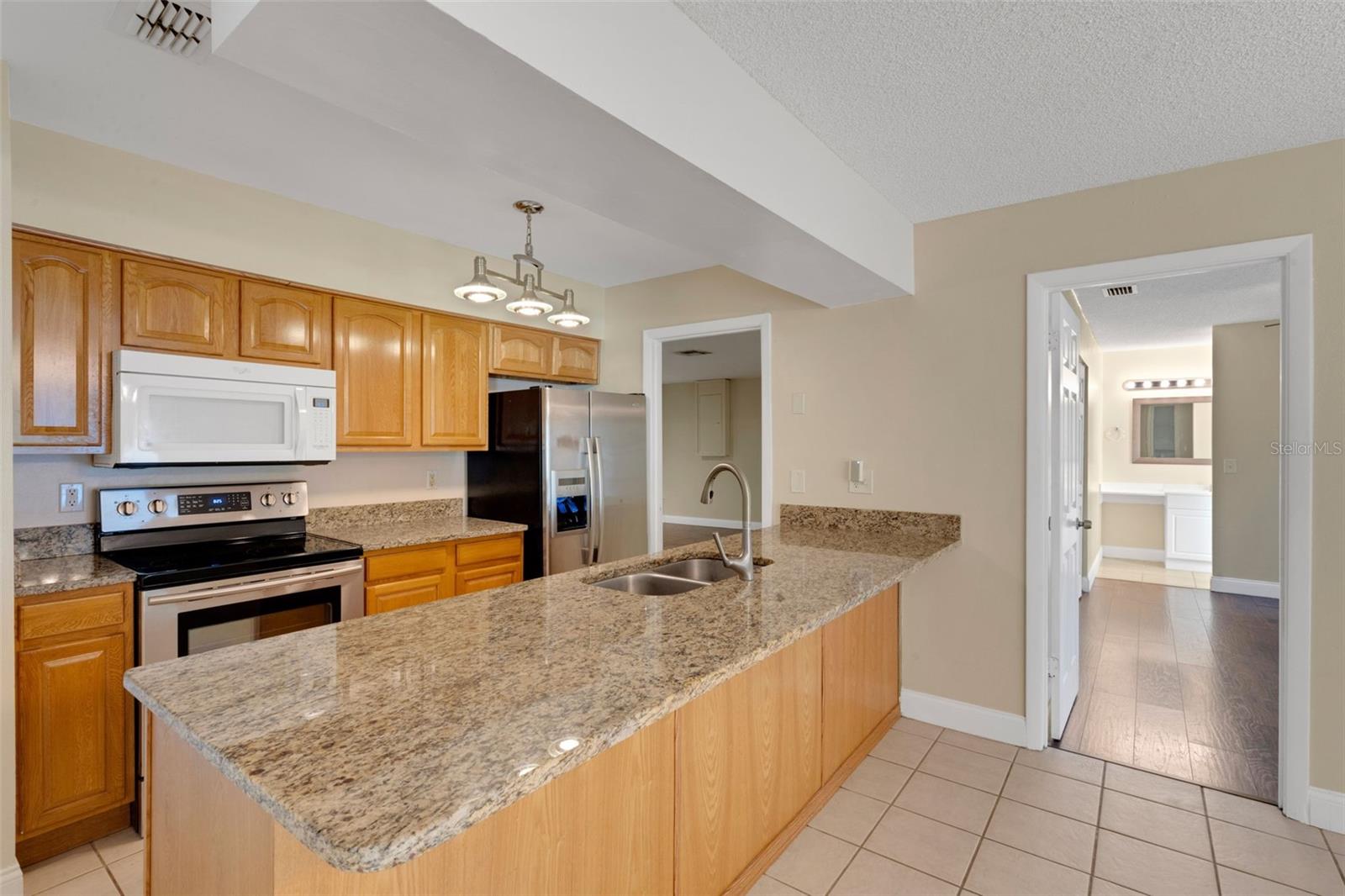1606 Crystalview Trail