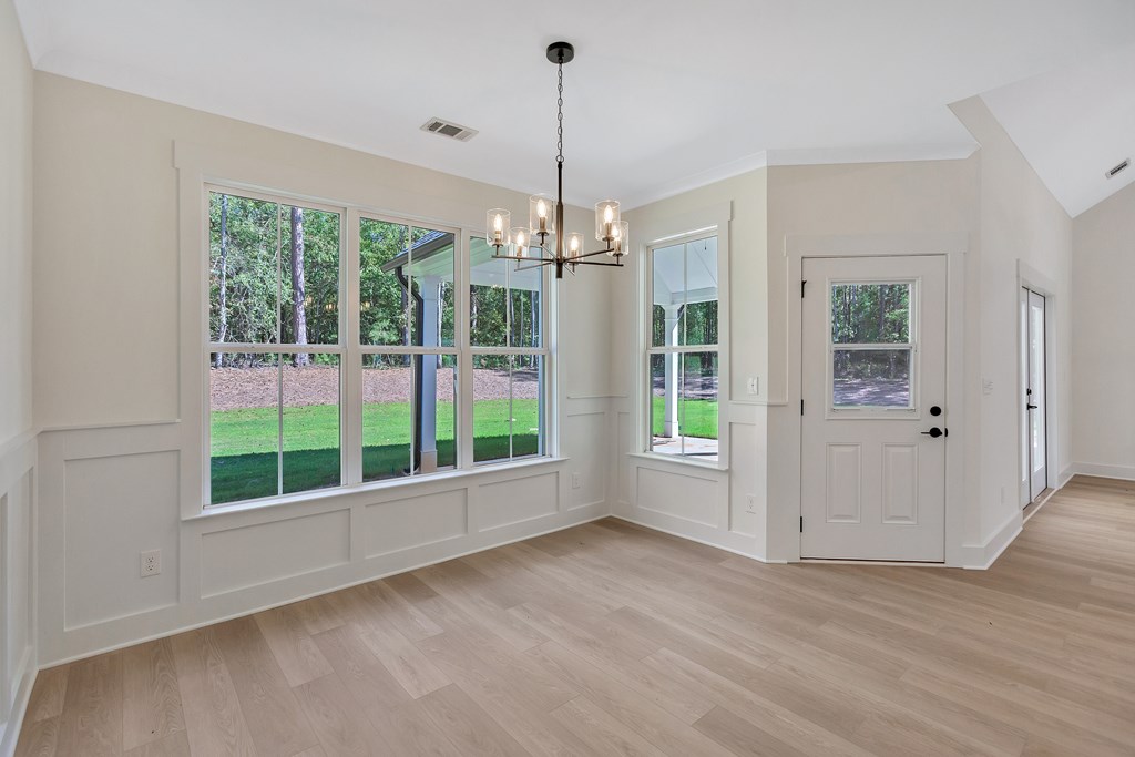 304 Abercrombie Point