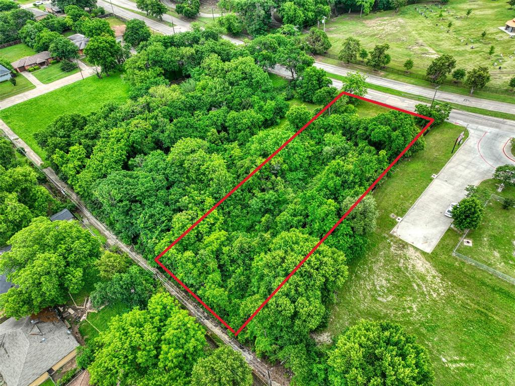 225 E Laureland Road, Dallas