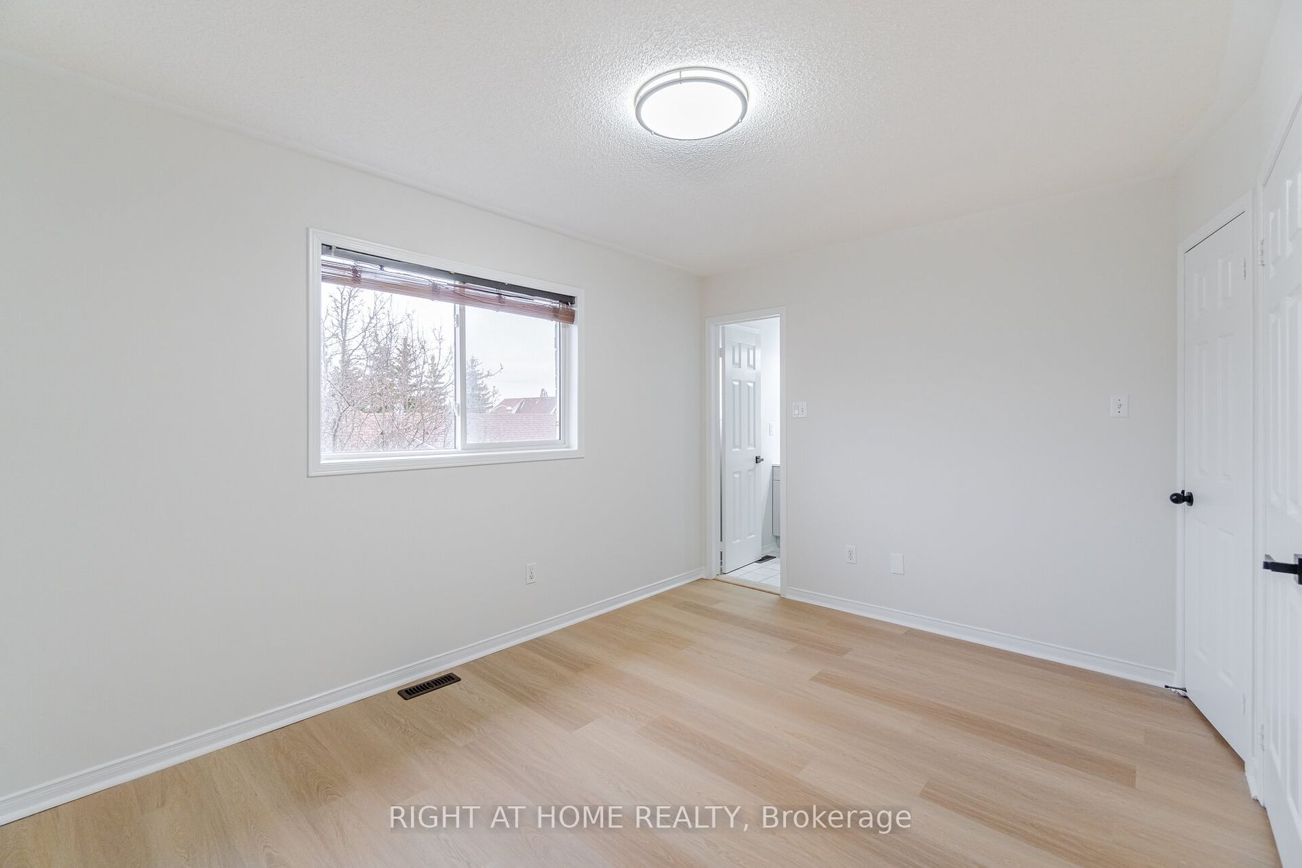 348 Delaney Dr