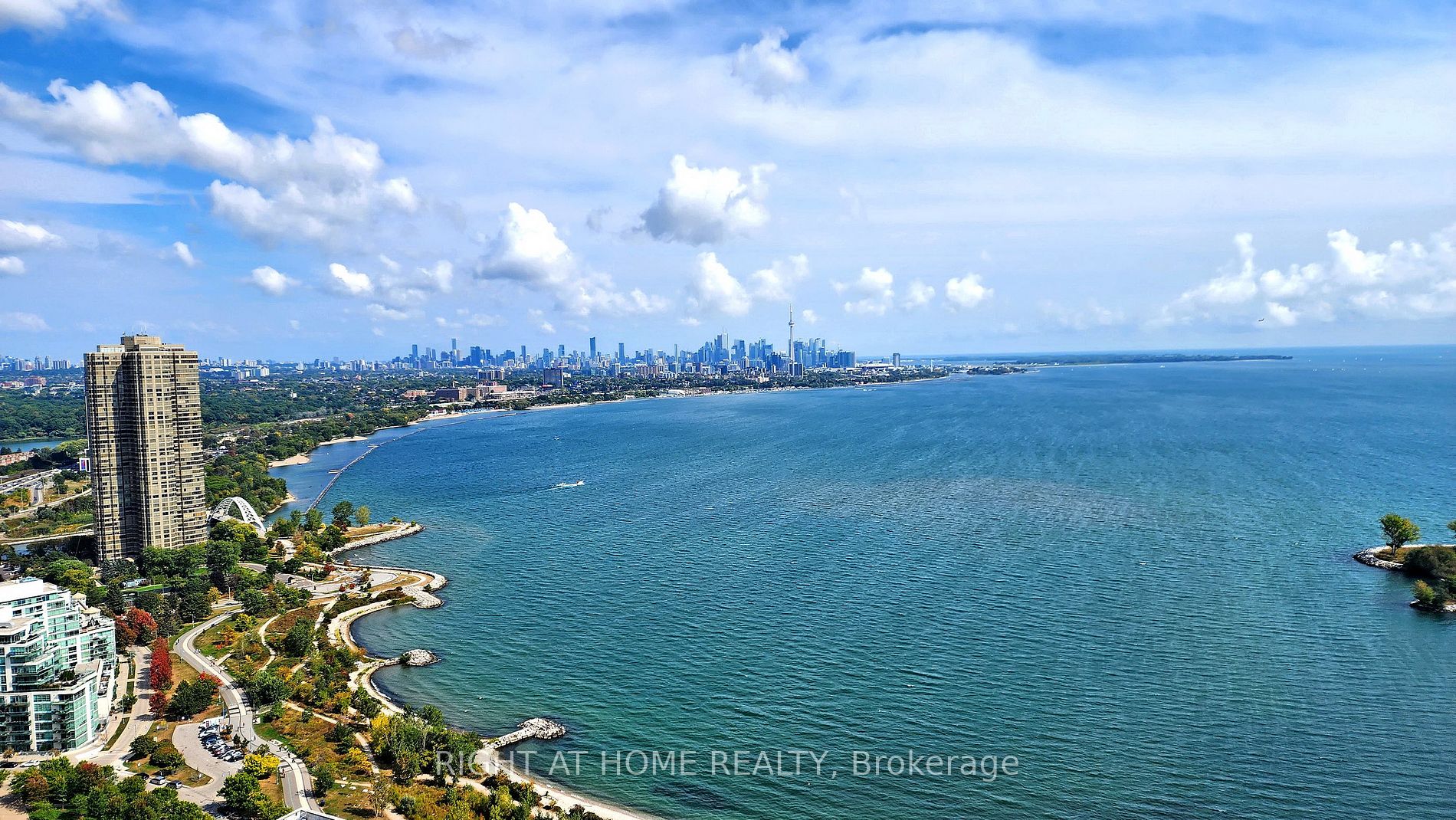 16 Brookers Lane Lph04