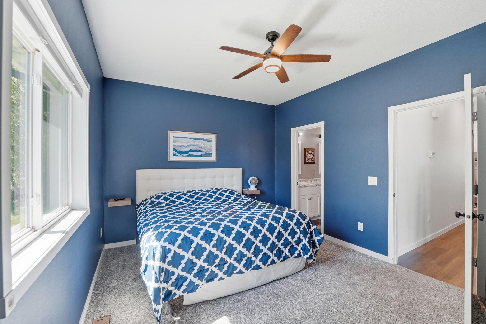 10640 Raven Loop NE