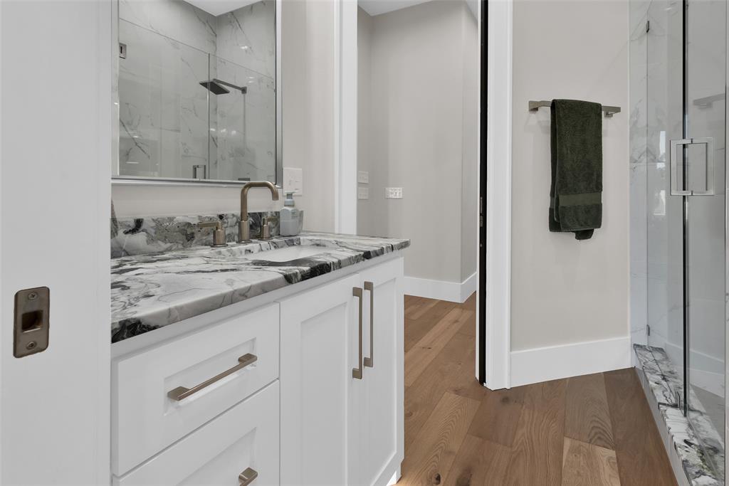 931 Waterloo Lake Drive