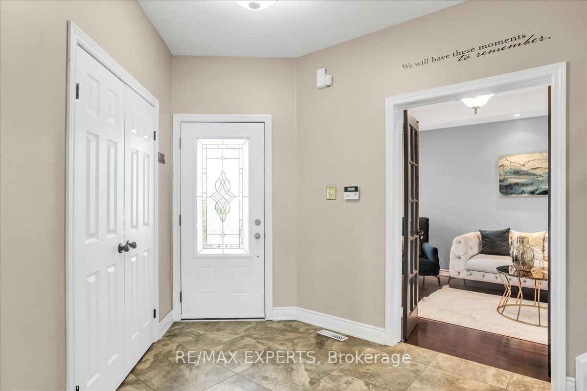 78 Joseph Cres