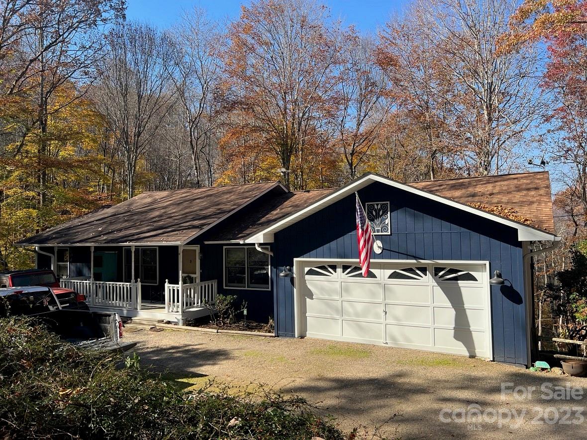 Franklin North Carolina Residential for Sale at 301 Cannon Trail NC