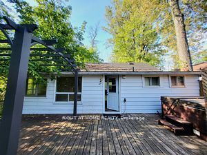 1107 Poplar Dr