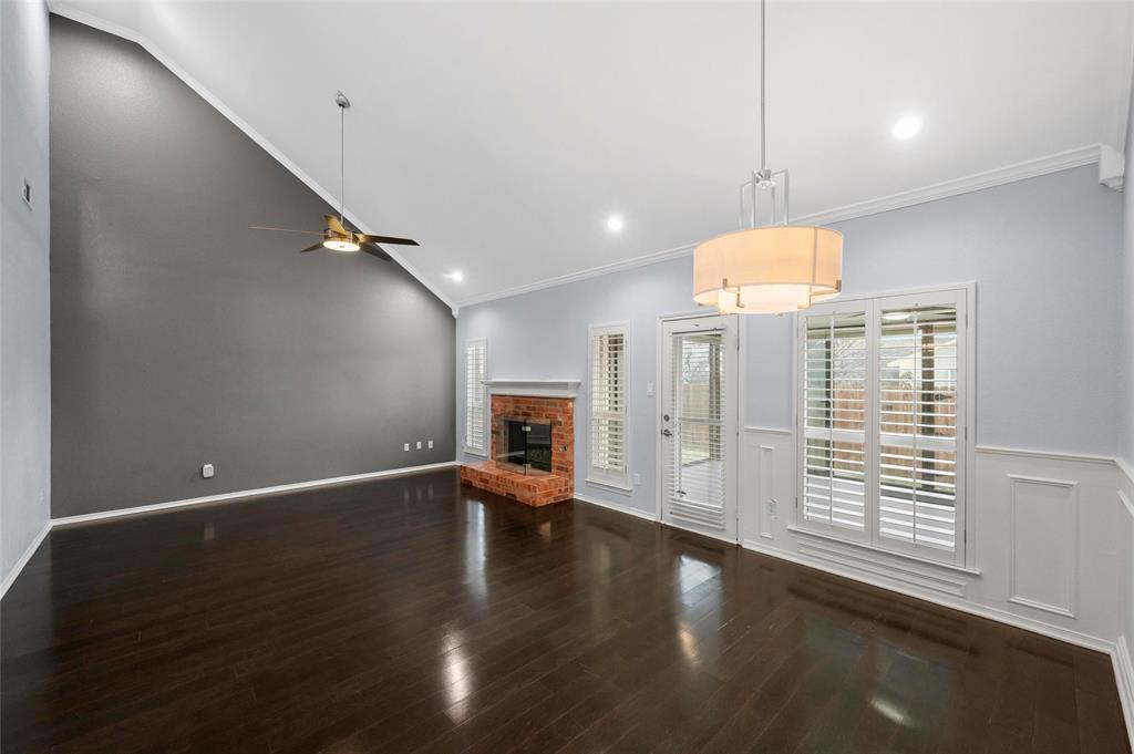 1819 Sandalwood Lane