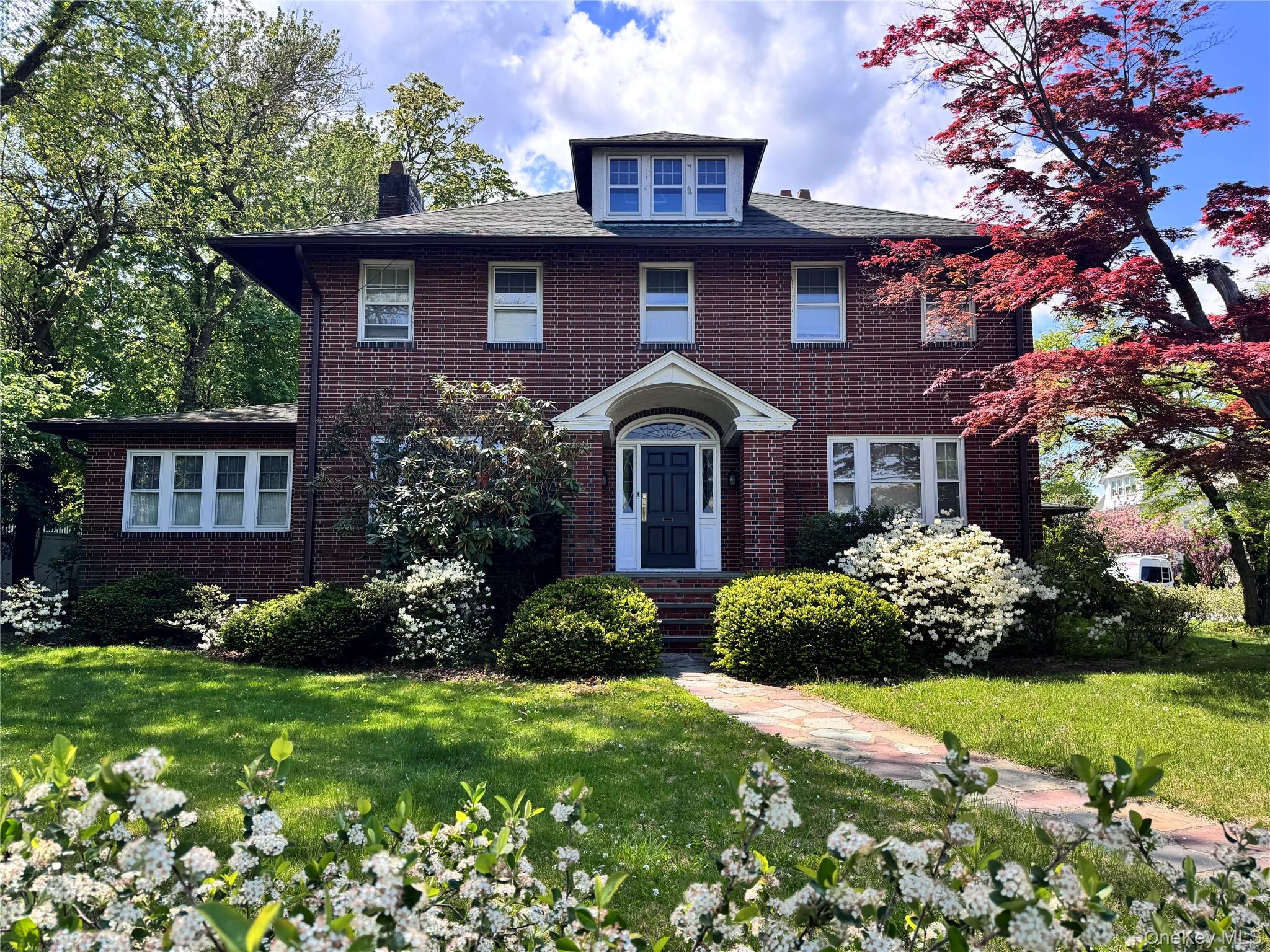 219 White Plains Road