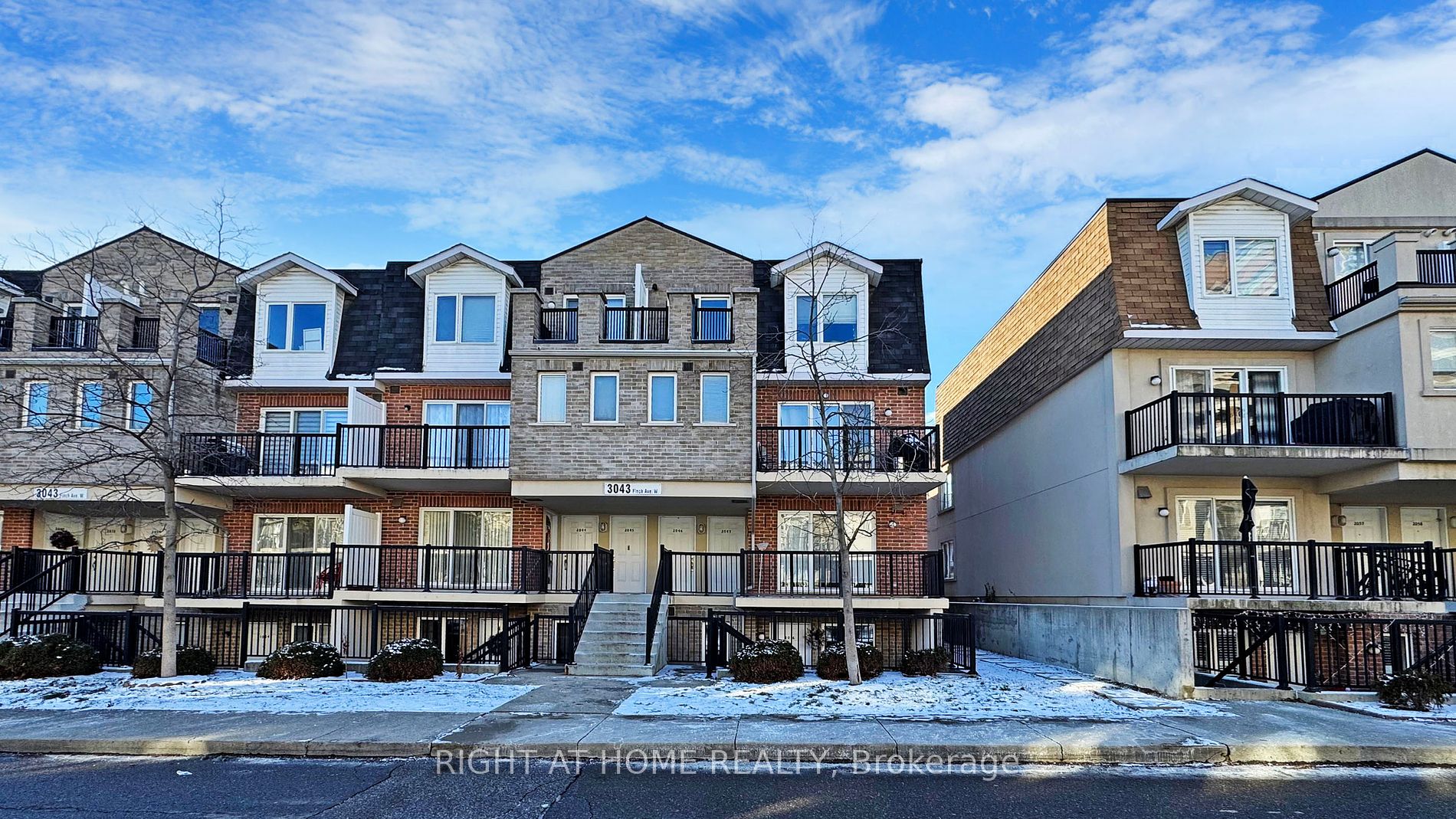 3043 W Finch Ave 1016