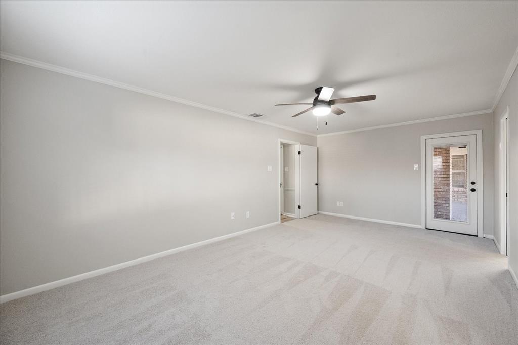 2013 Glenwood Circle