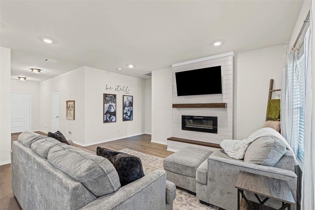 752 Amelia Court
