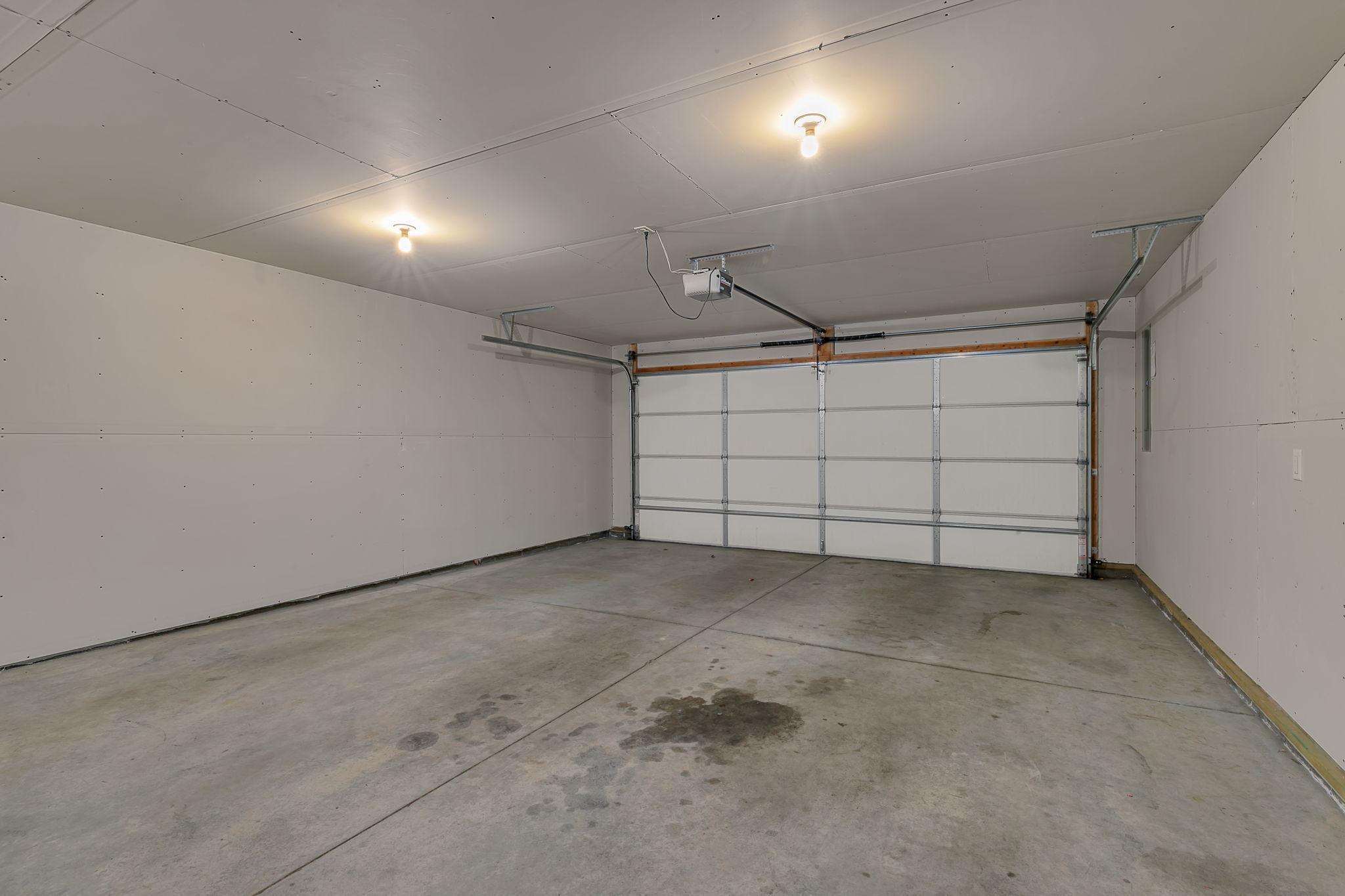 647 Cottonwood Avenue