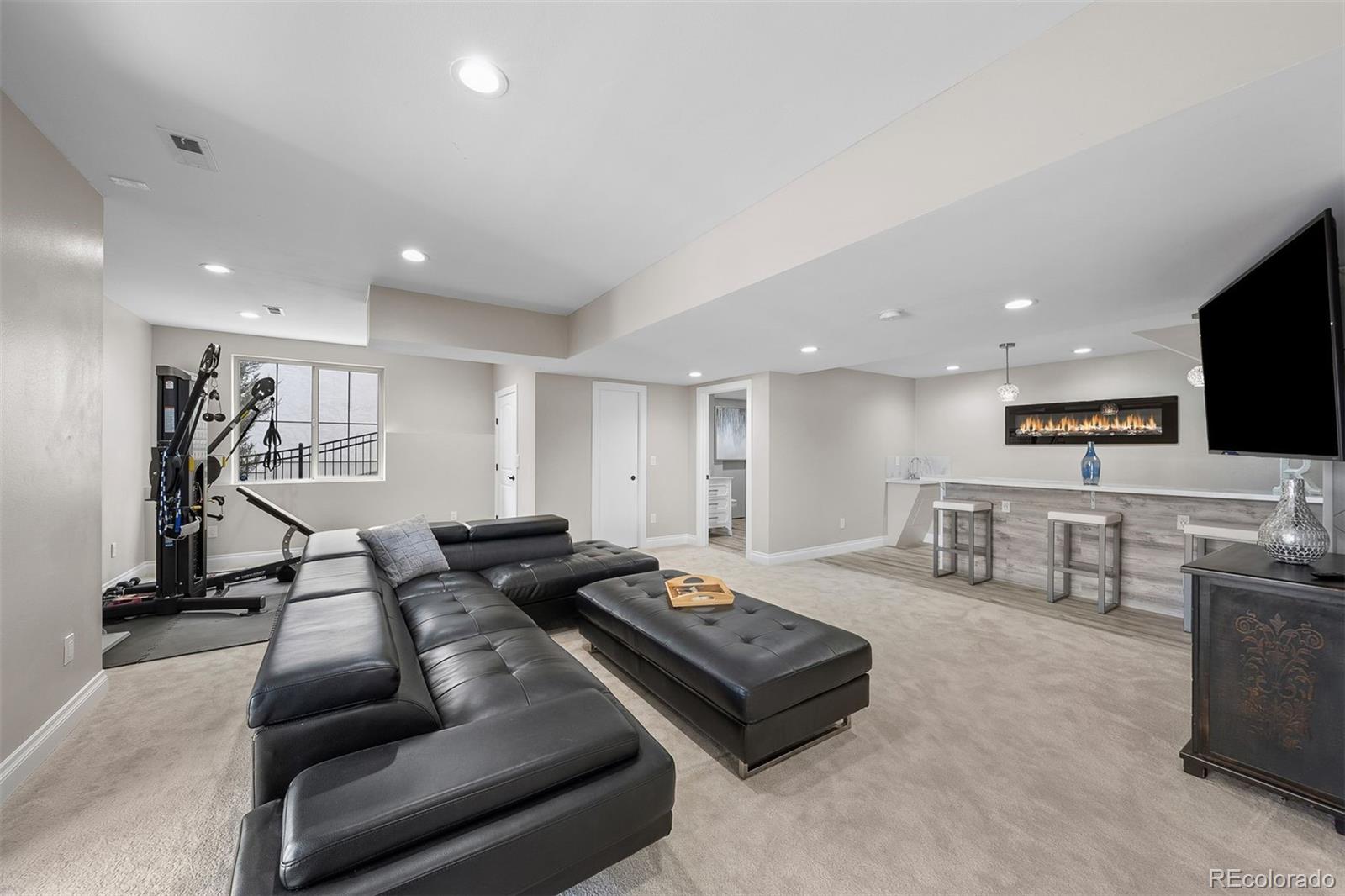 10468 Ladera Drive