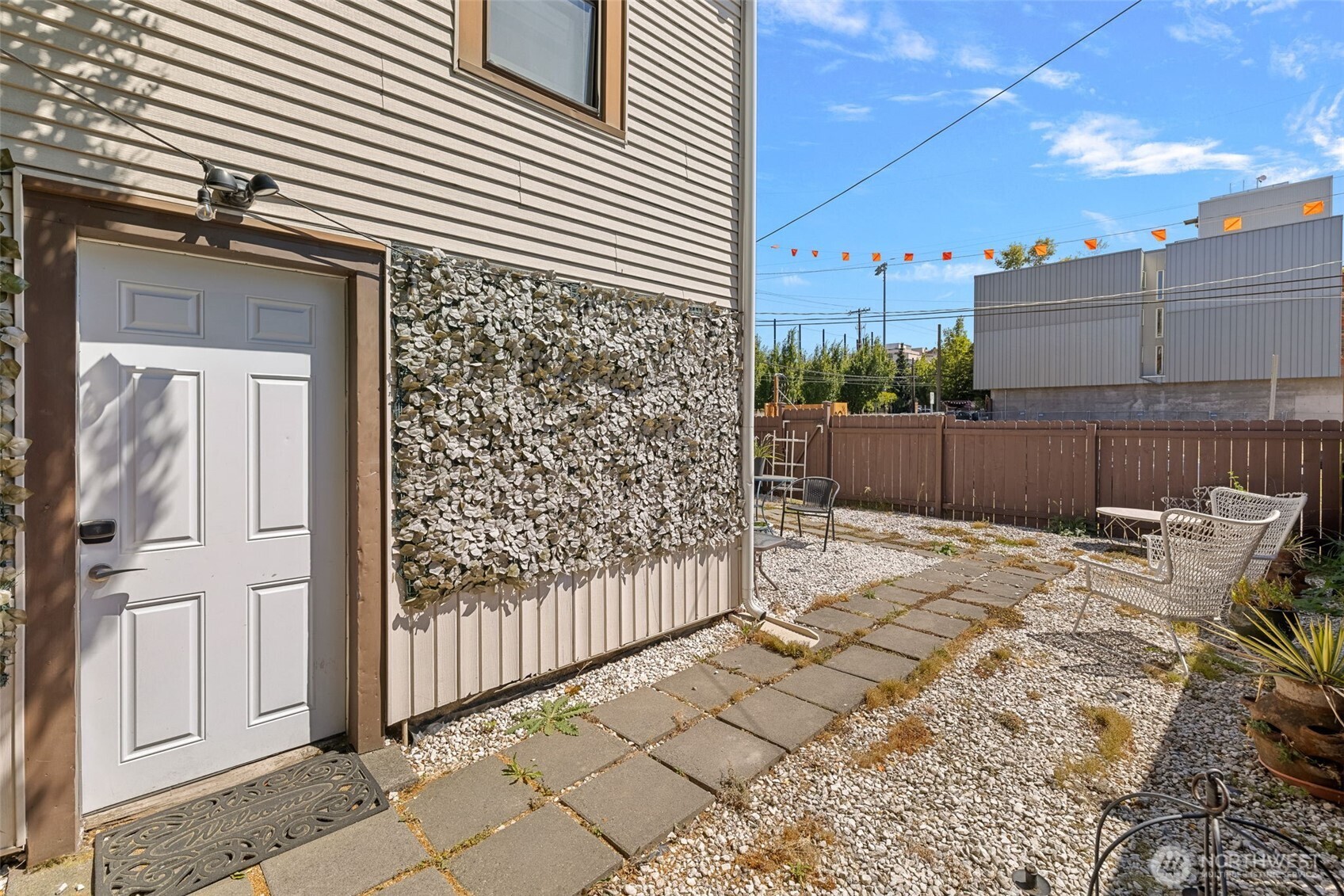 1225 E Jefferson Street