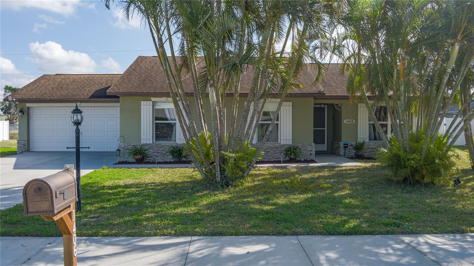 1406 14th Street Court W