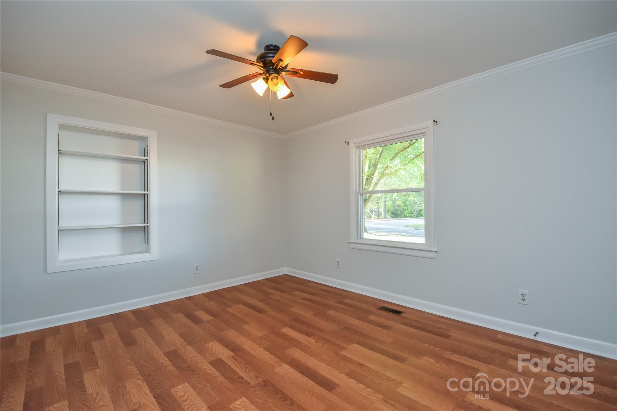 846 S Magnolia Street