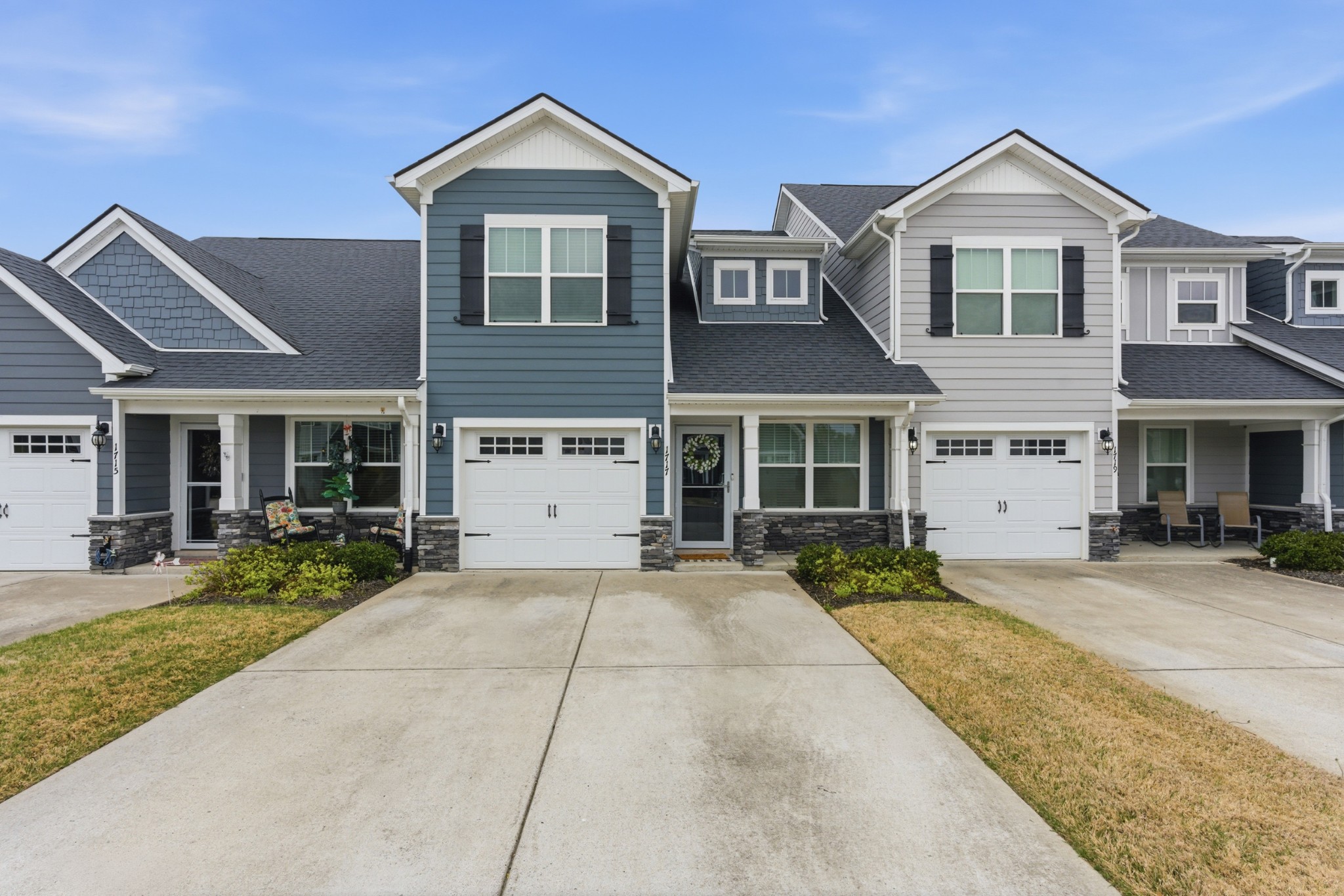 1717 Calypso Dr — sold