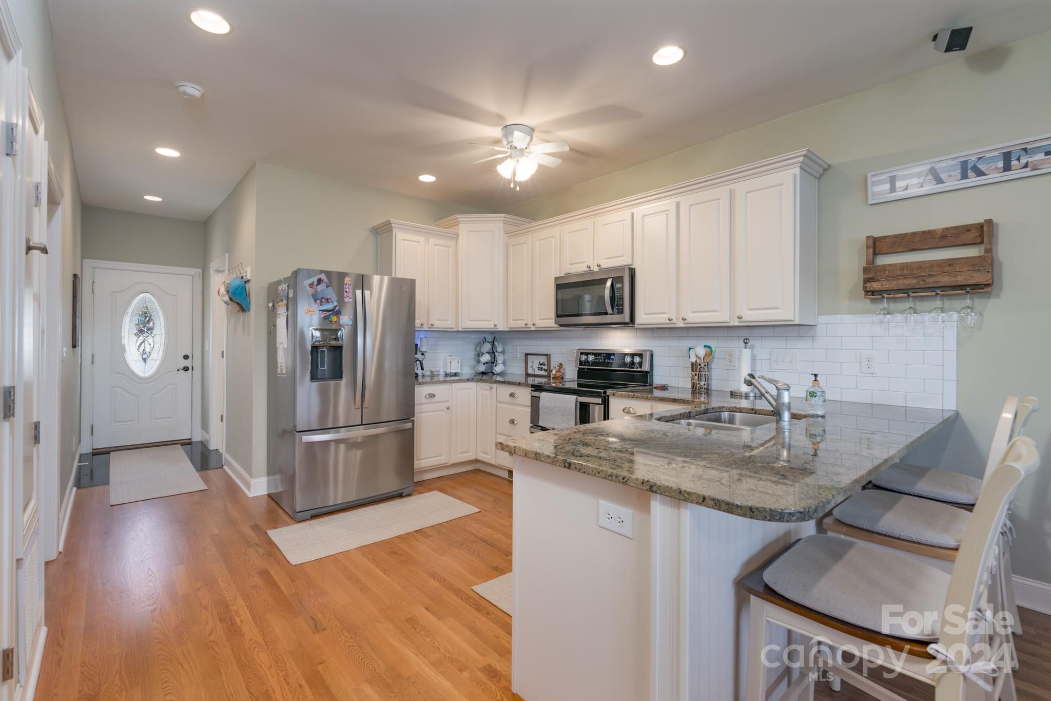 638 Deerfield Road
