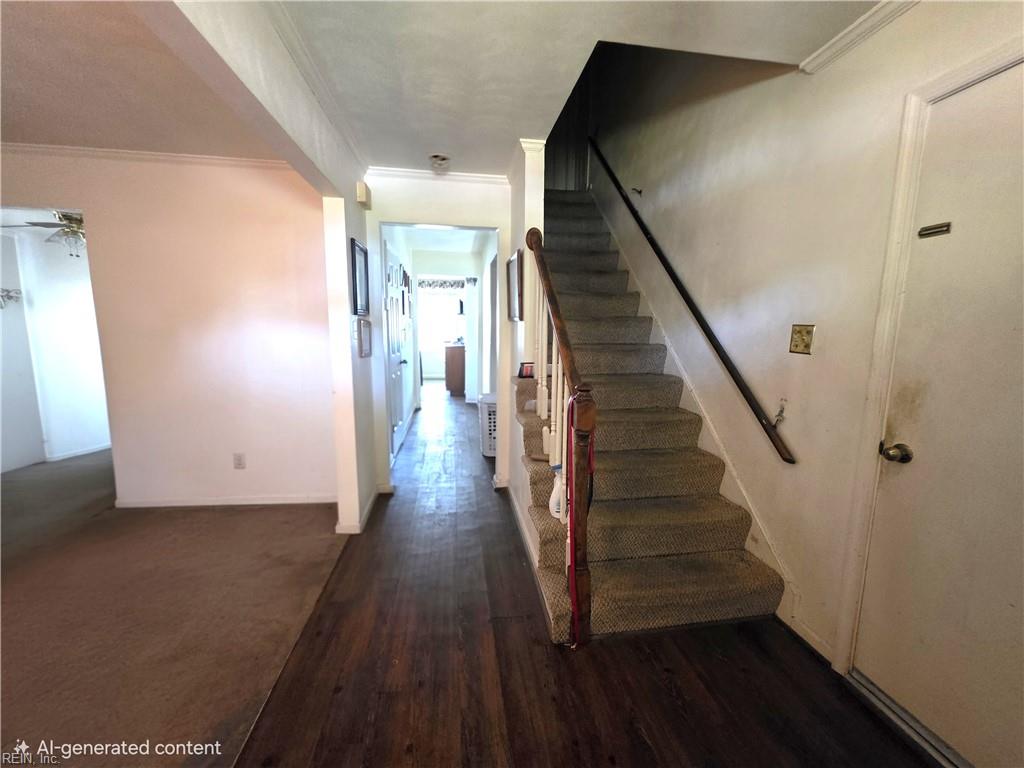 1044 Creekview Ridge Court