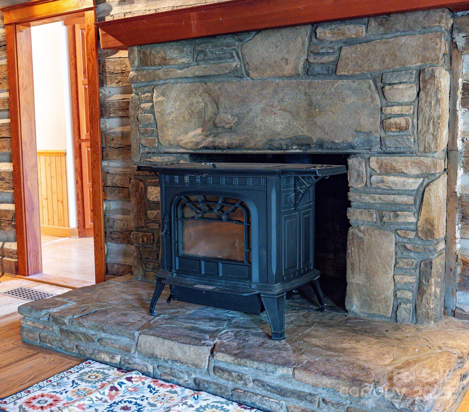117 Woods View Trail
