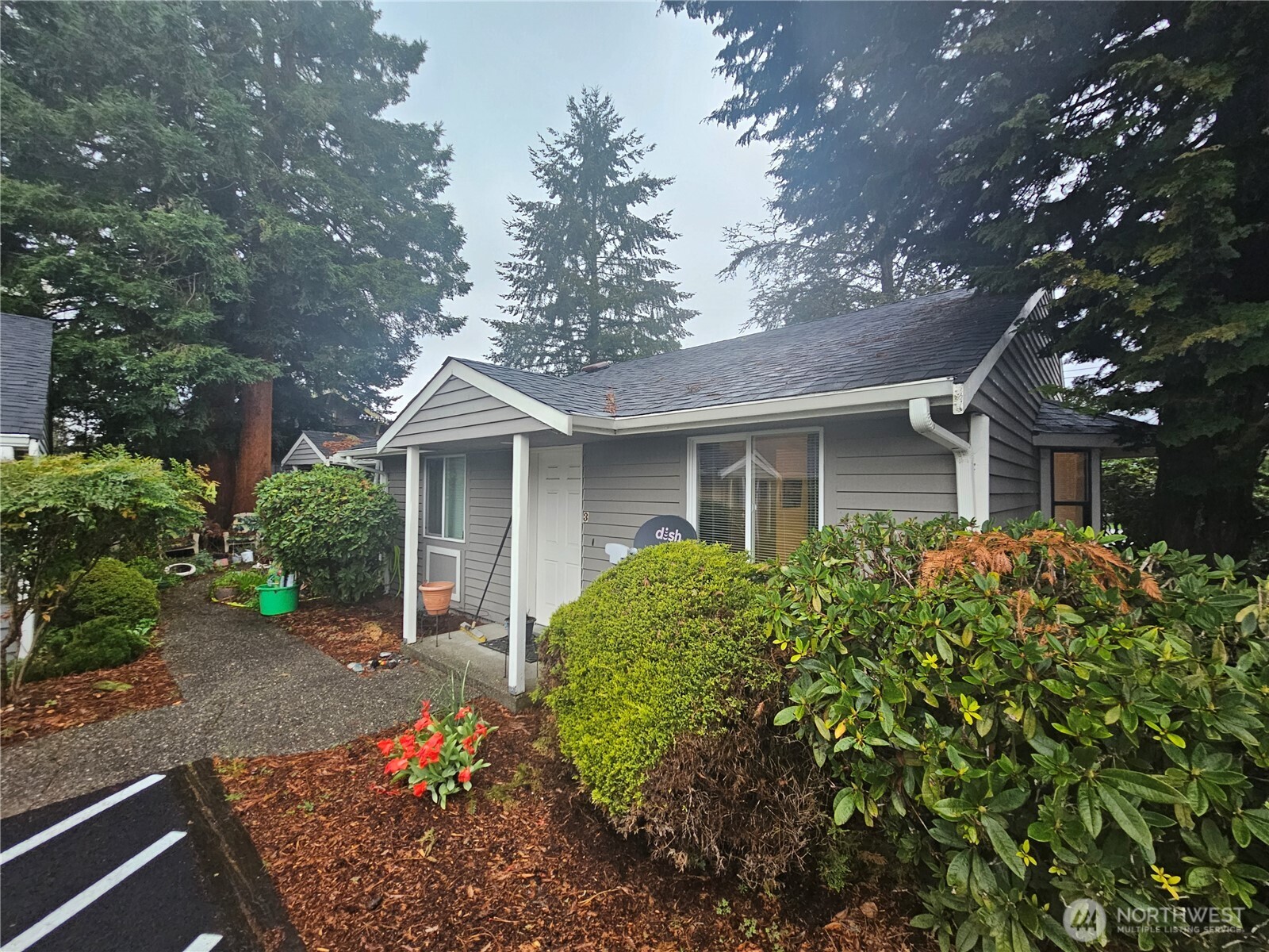 406 E Pioneer Street A
