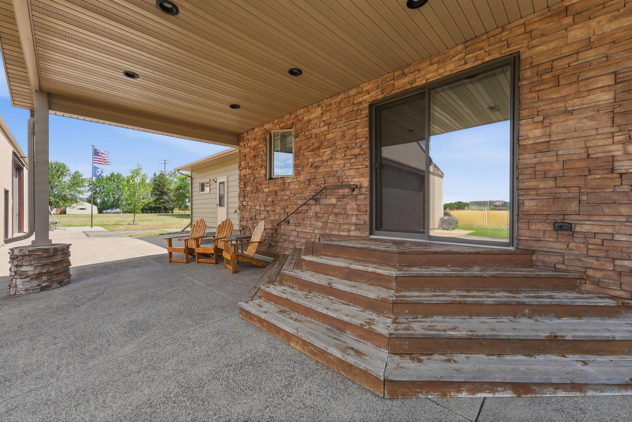 9422 County Road 138