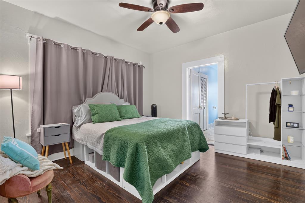 1216 NW 39th Street