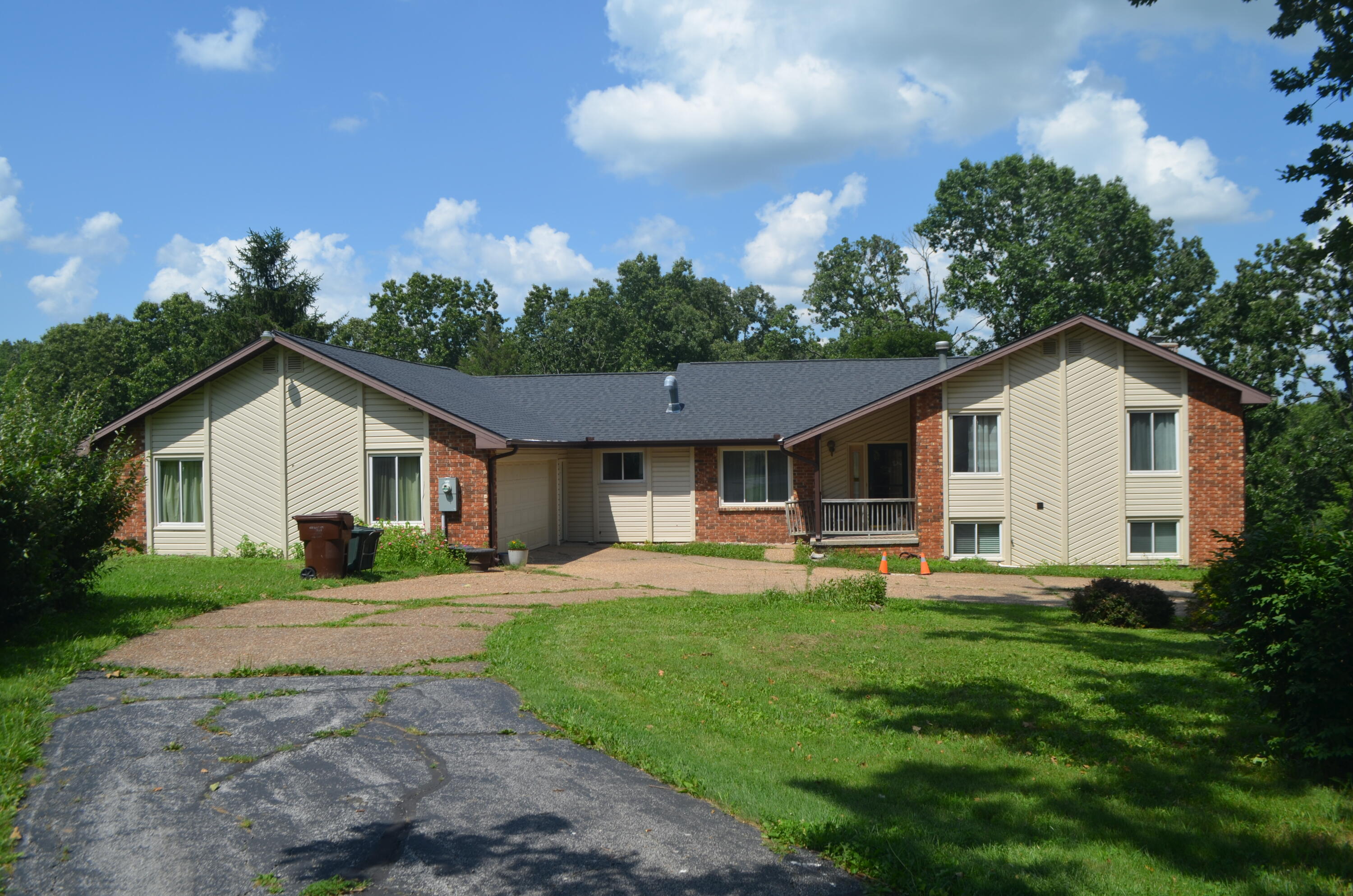 319 Hickory Lane