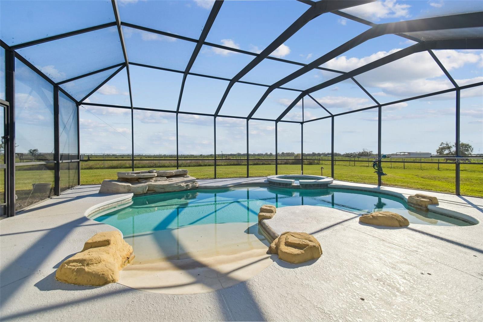 15639 Seth Country Lane