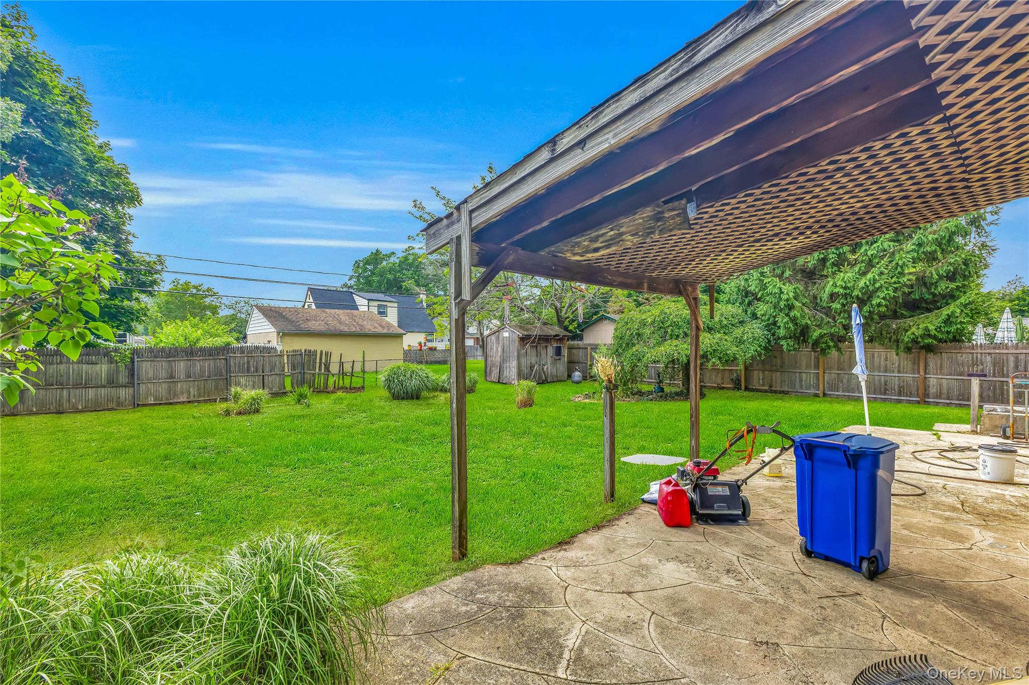 38 Saddle Lane