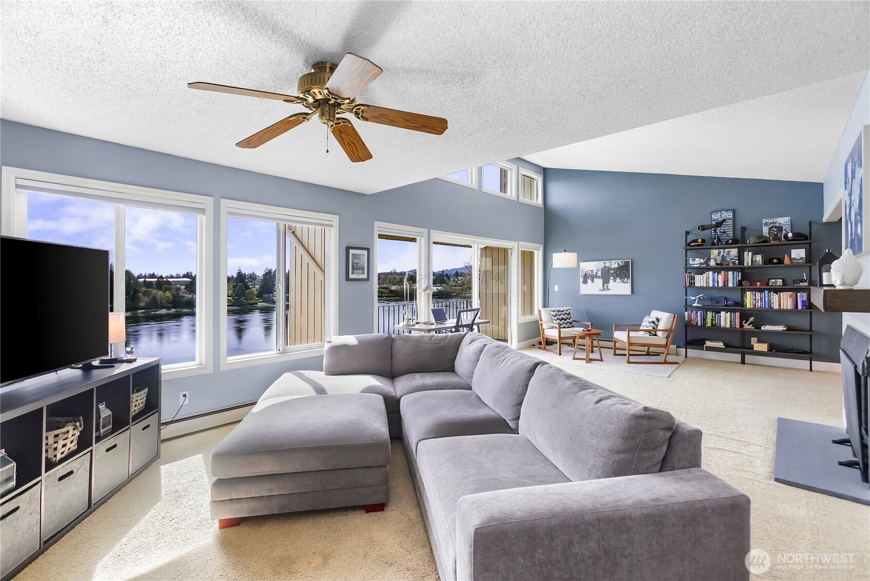 525 Lebo Boulevard C-6