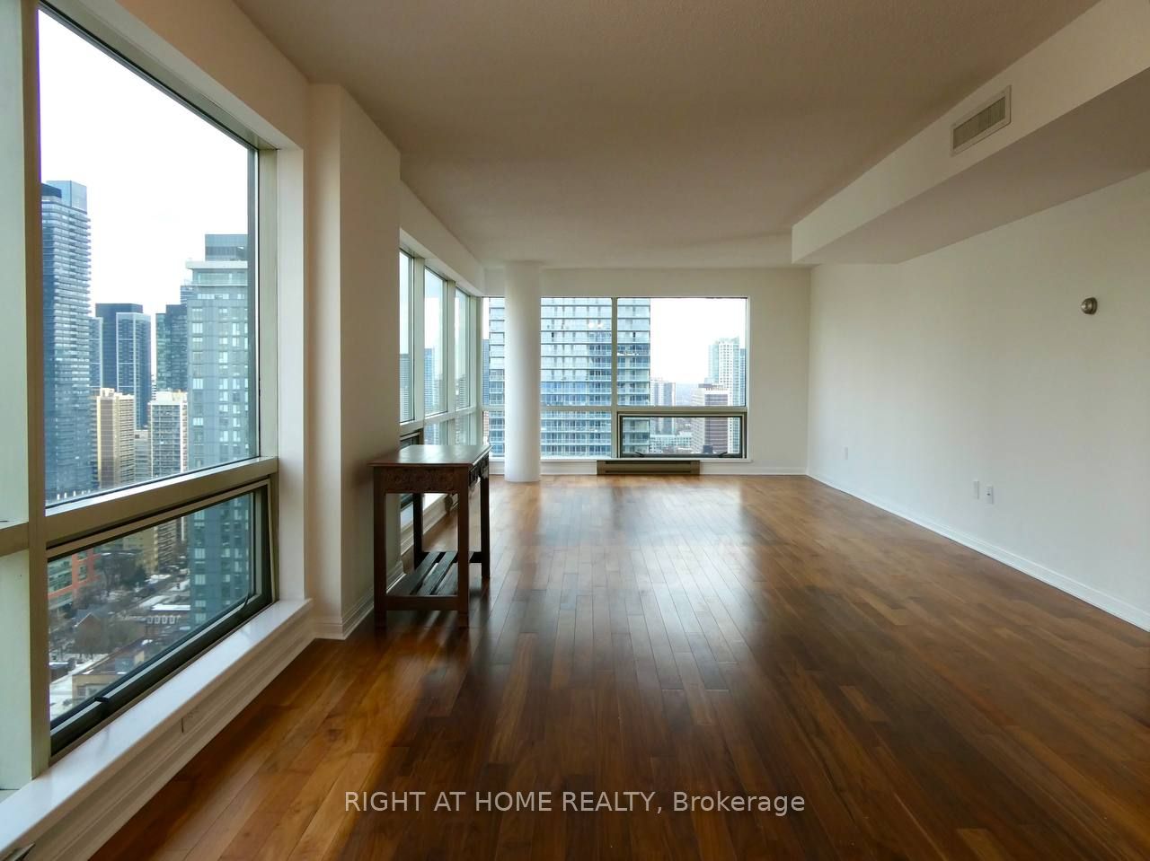 1001 Bay St 3104