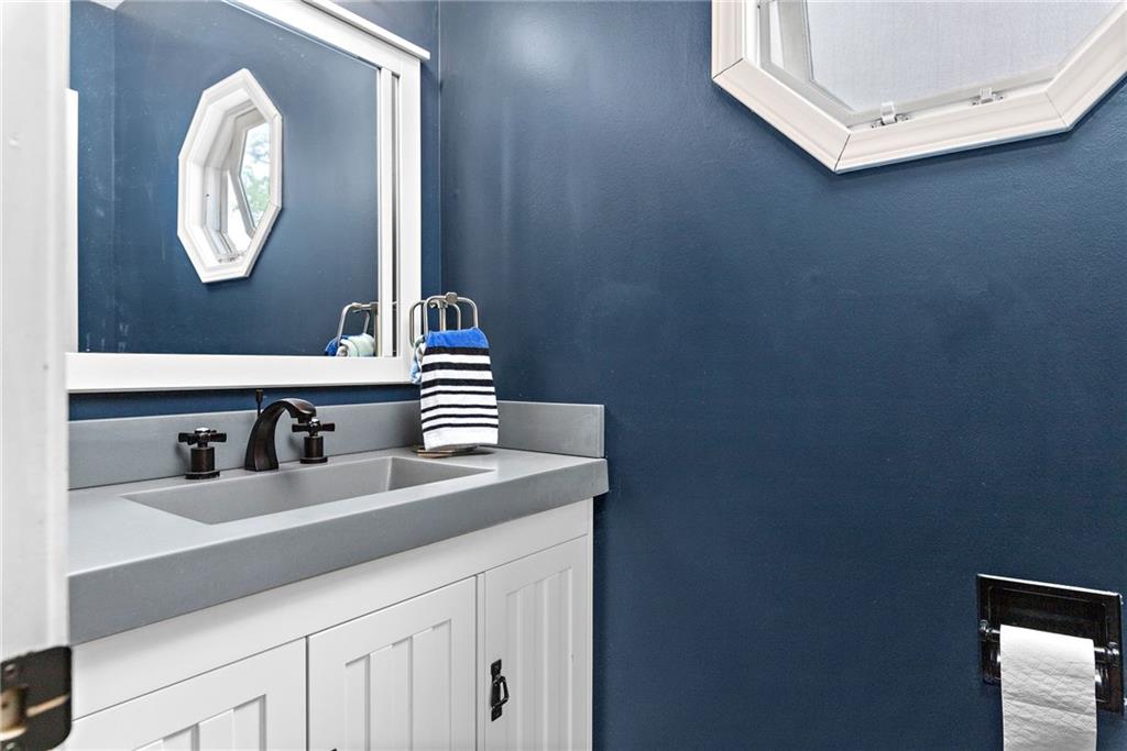 9407 W 124th Terrace