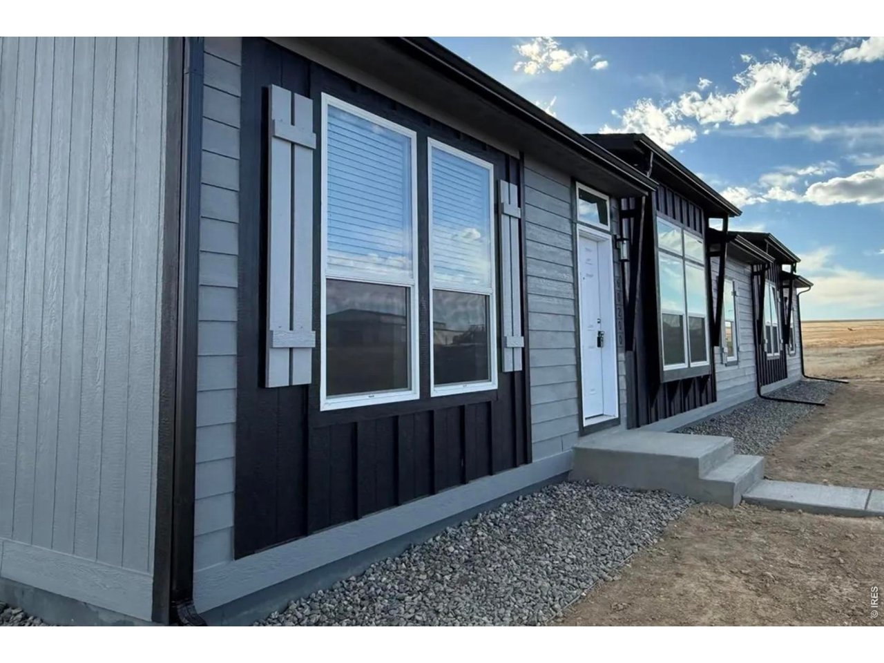 Brand New Land Home Package w/sprawling 4 Bedrooms, 4 Bathrooms built on an Unfinished Basement & 40+/- Acres. This Contemporary style loaded package is brought to you by Bannister Homes & includes an Attached Garage. "Domestic" Water Well, fencing & Views, Views, Views!