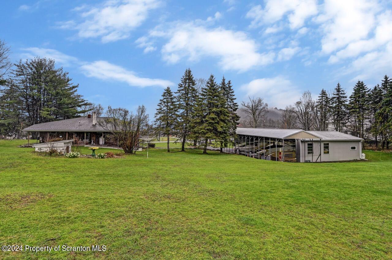 325 Schoolhouse Hill Road