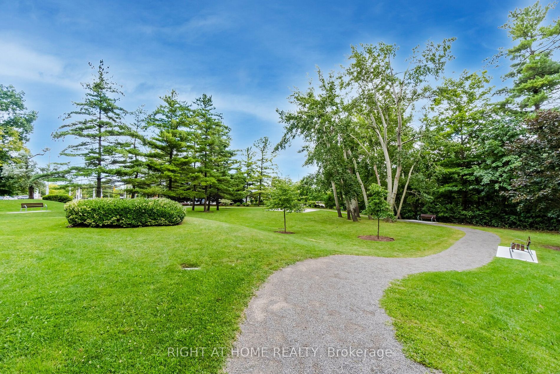 1230 Marlborough Crt 208