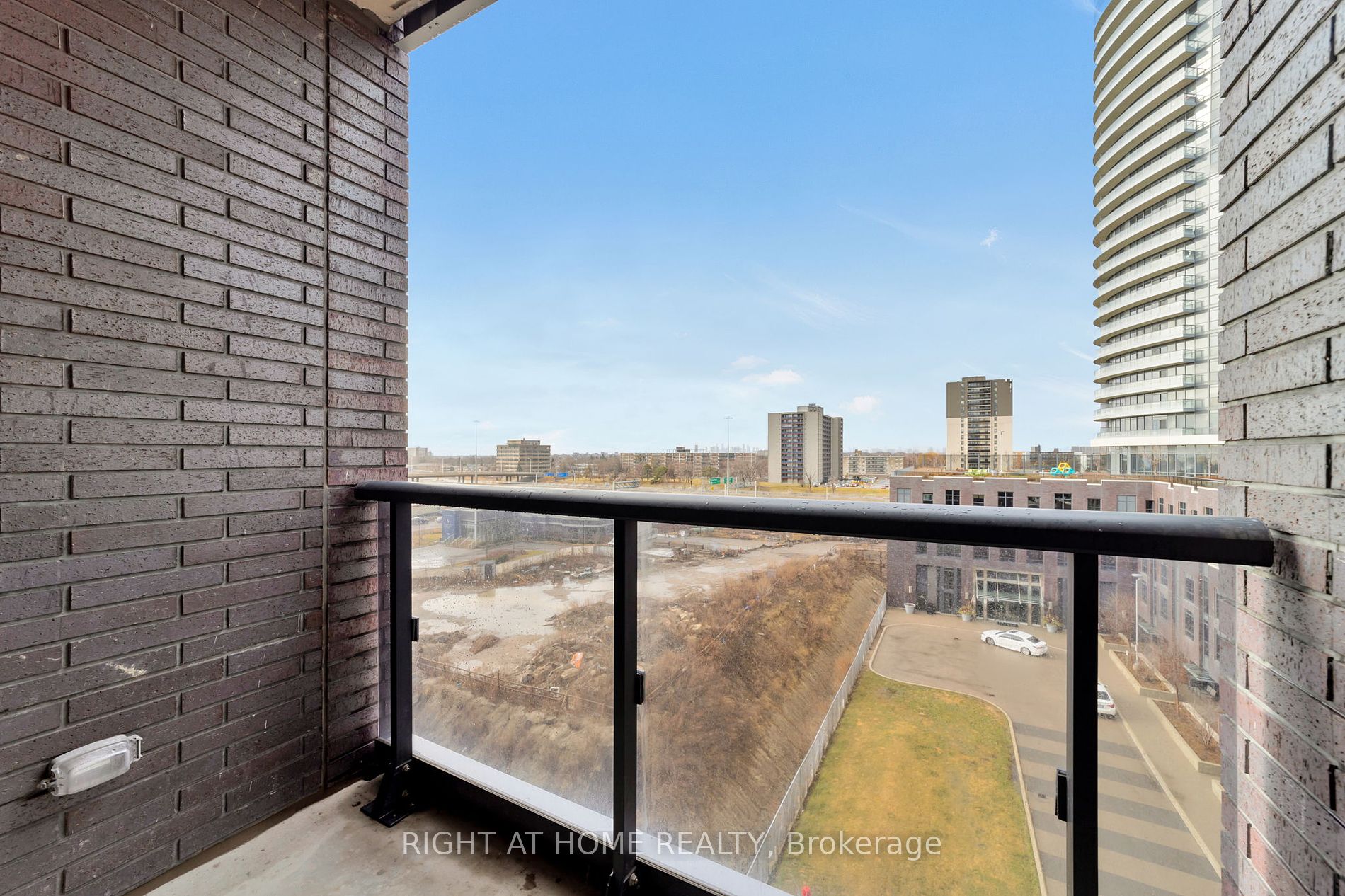26 Gibbs Rd 649