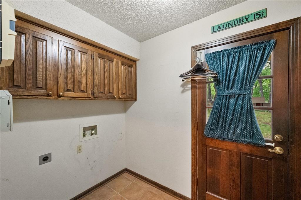 2114 Cross Creek Court