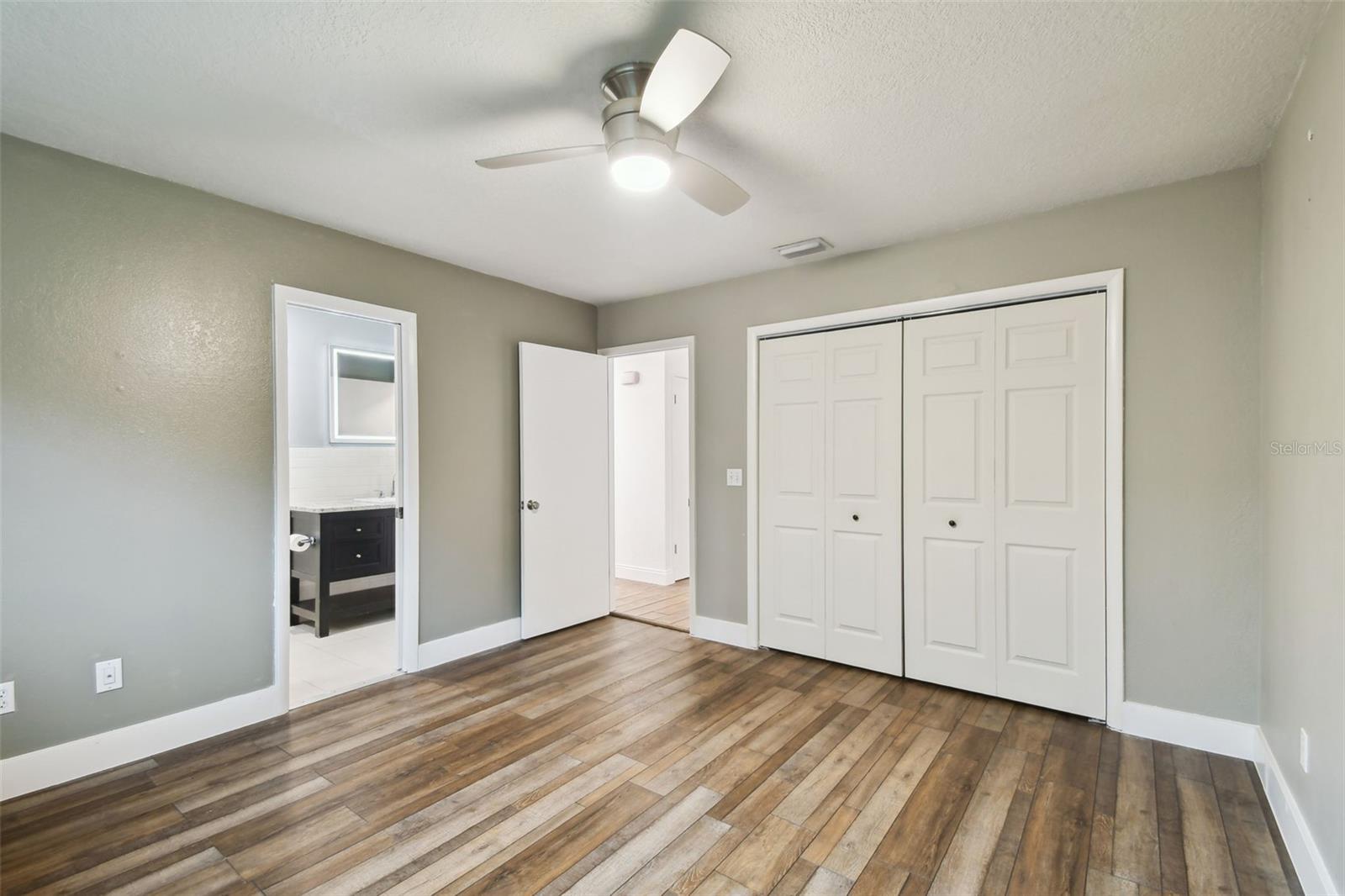 6109 Schooner Way