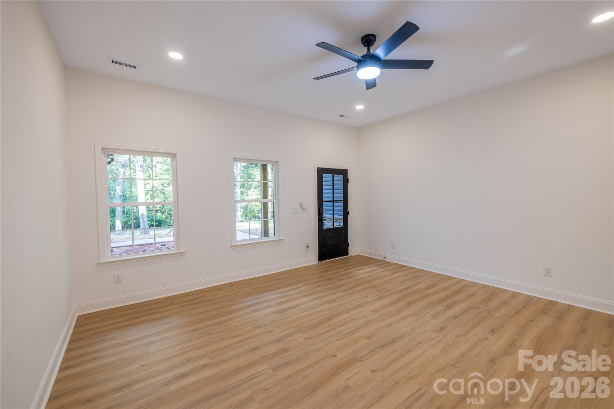 269 Tamarind Drive 568