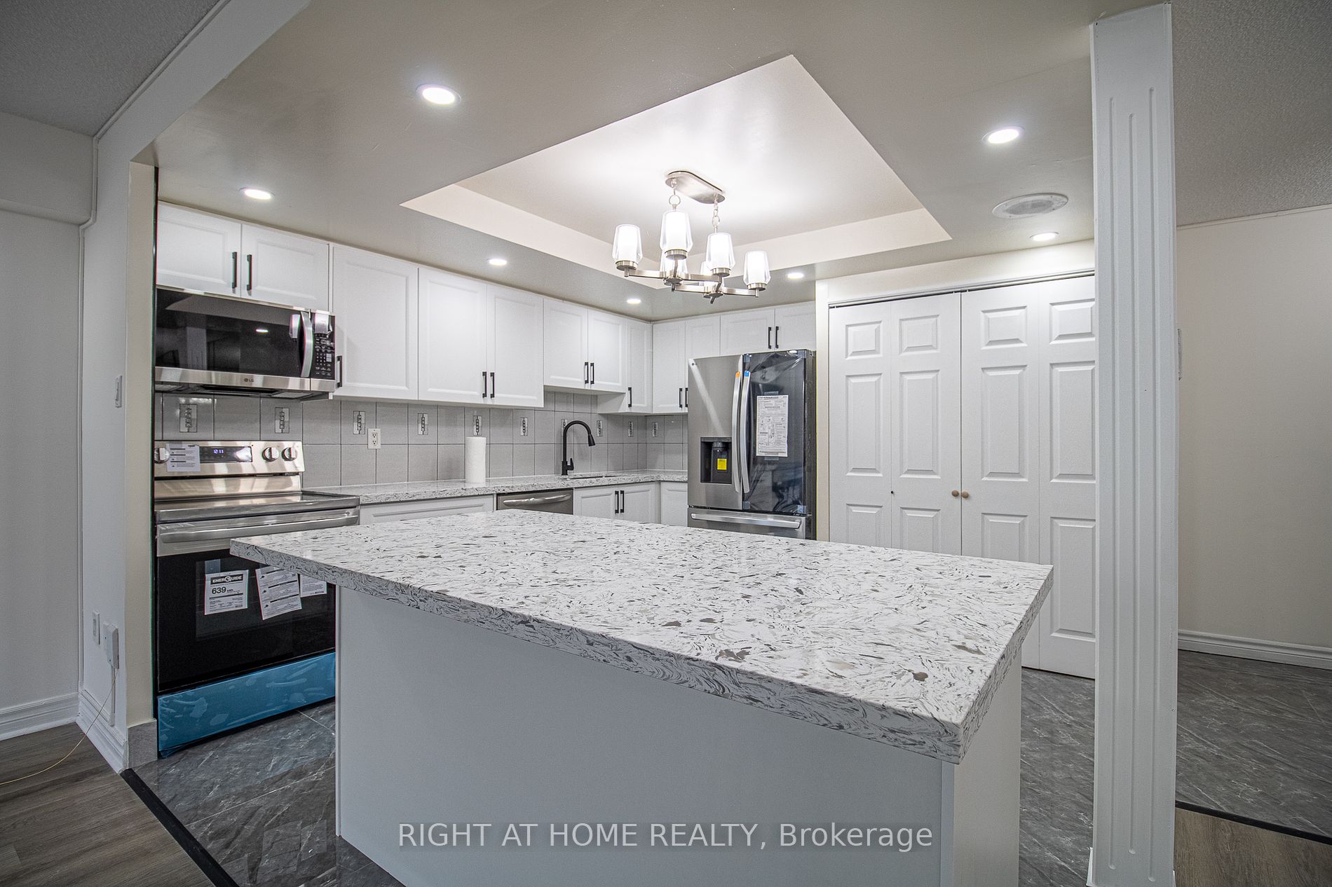 3303 W Don Mills Rd 201