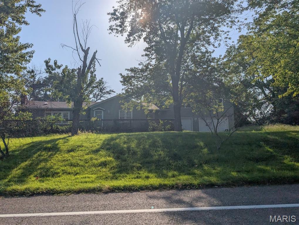 12816 Bellefontaine Road