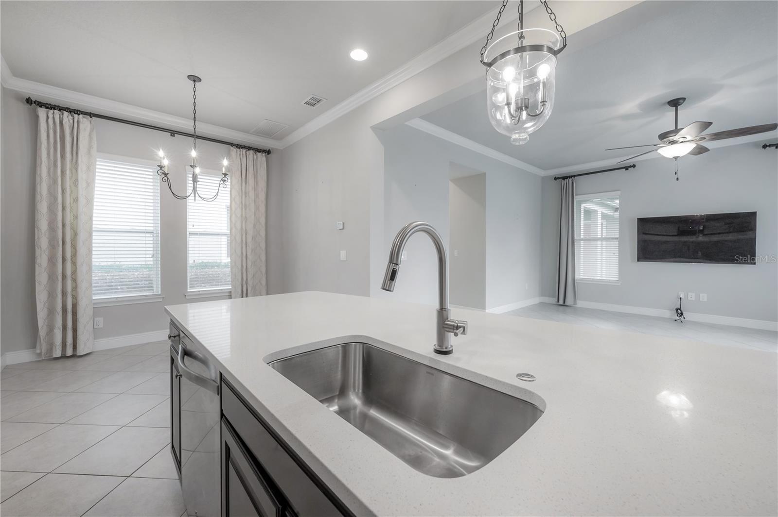 5924 Village Center Drive