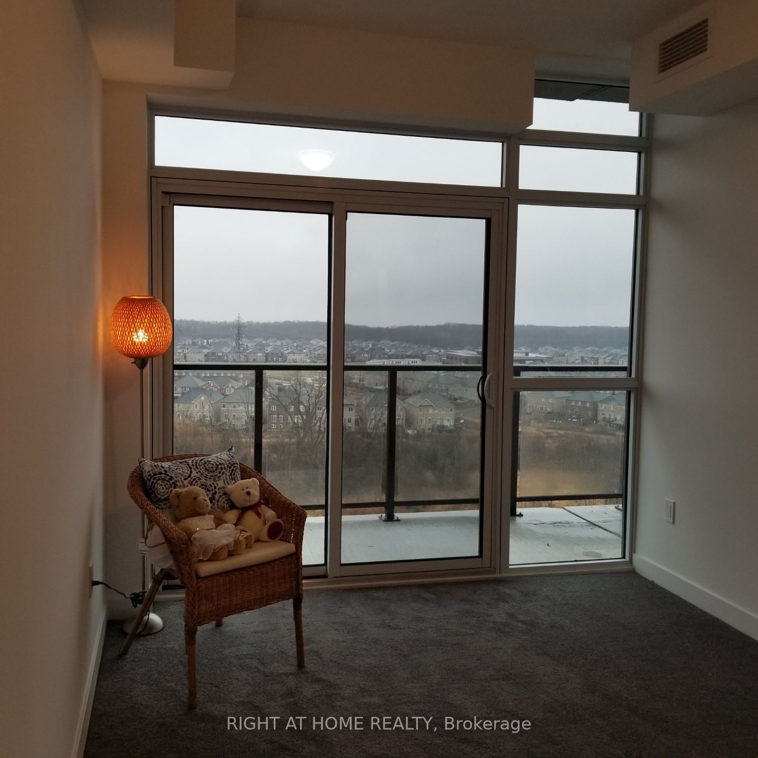 460 E Dundas St 1110