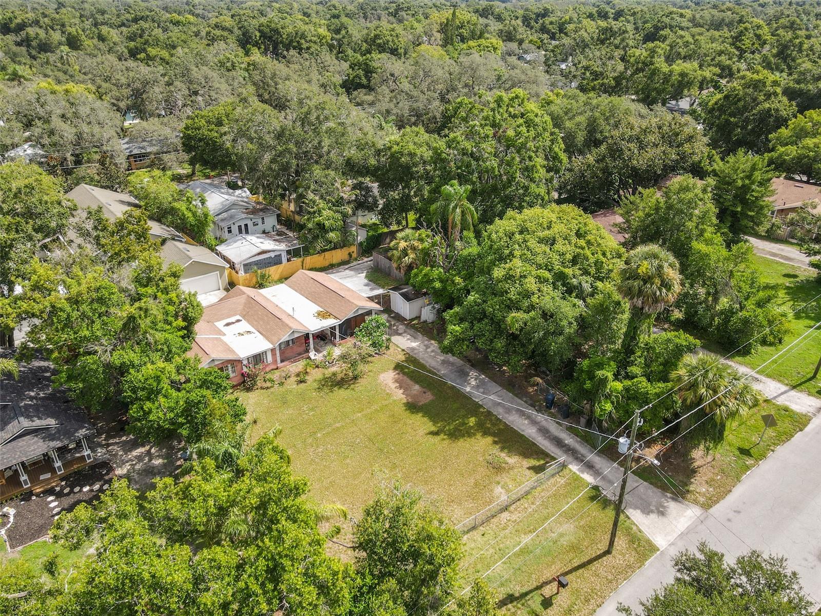 1008 E Comanche Avenue