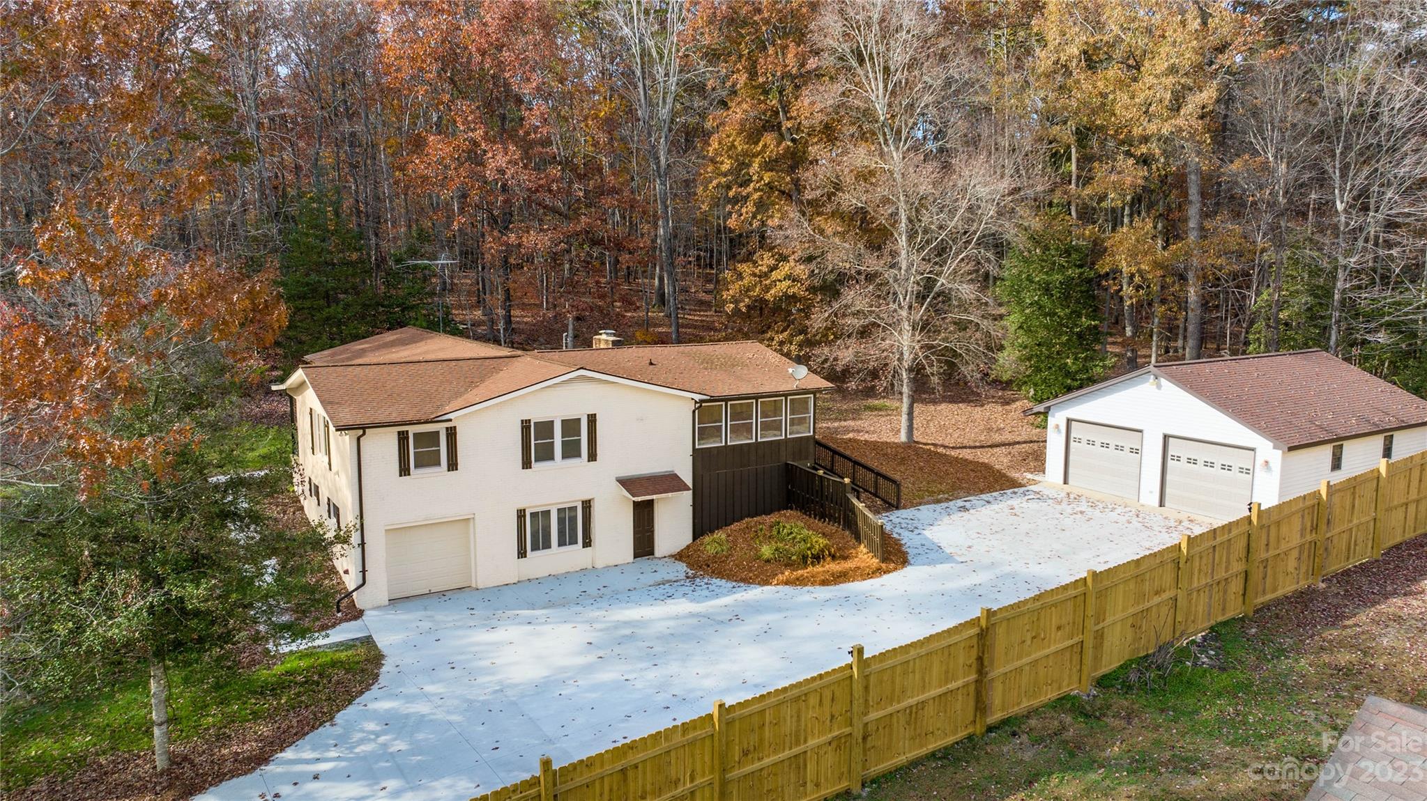 220 Holly Hills Drive
