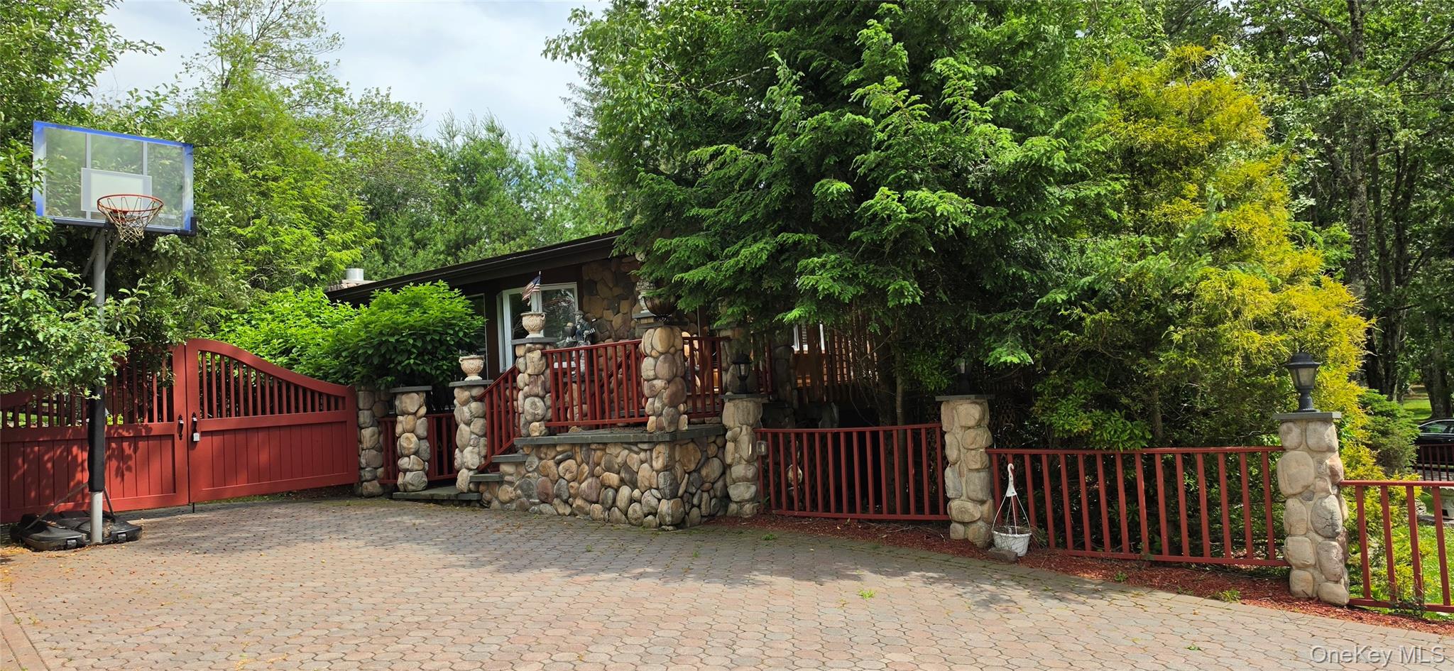 12 Donenfeld Drive