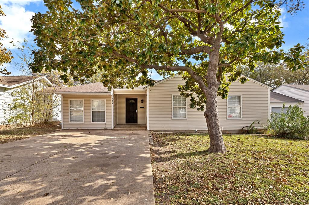 View of front facade